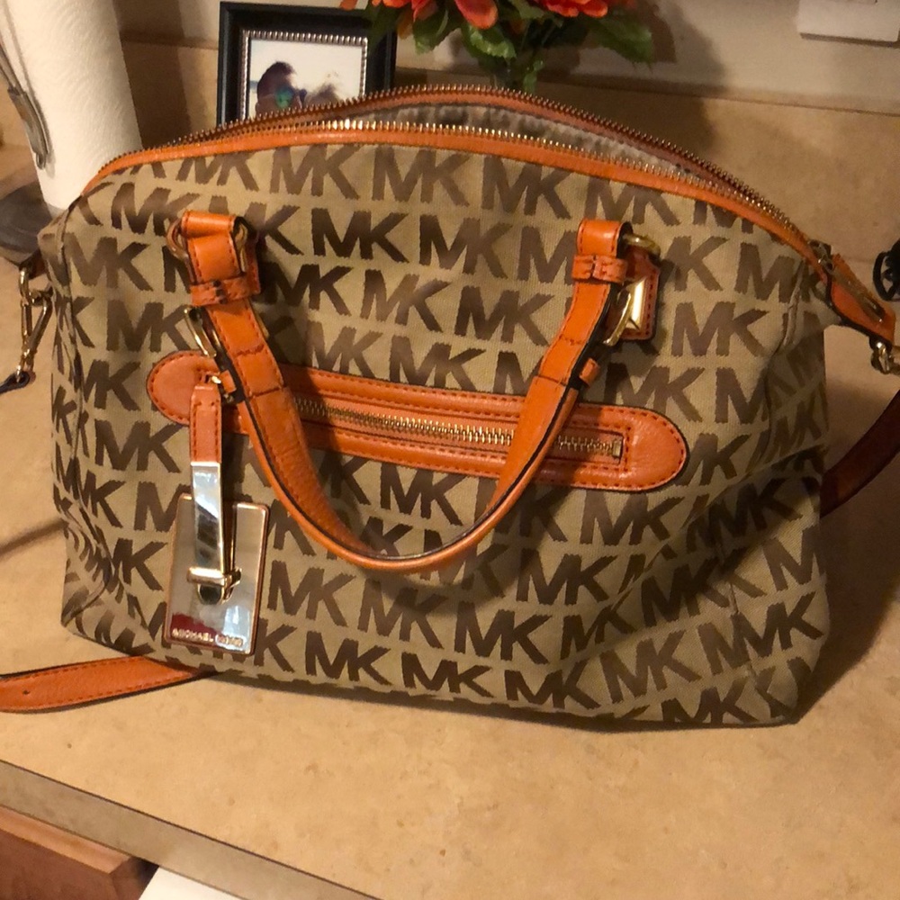Michael Kors bag